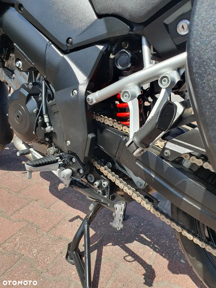 Suzuki DL - 7