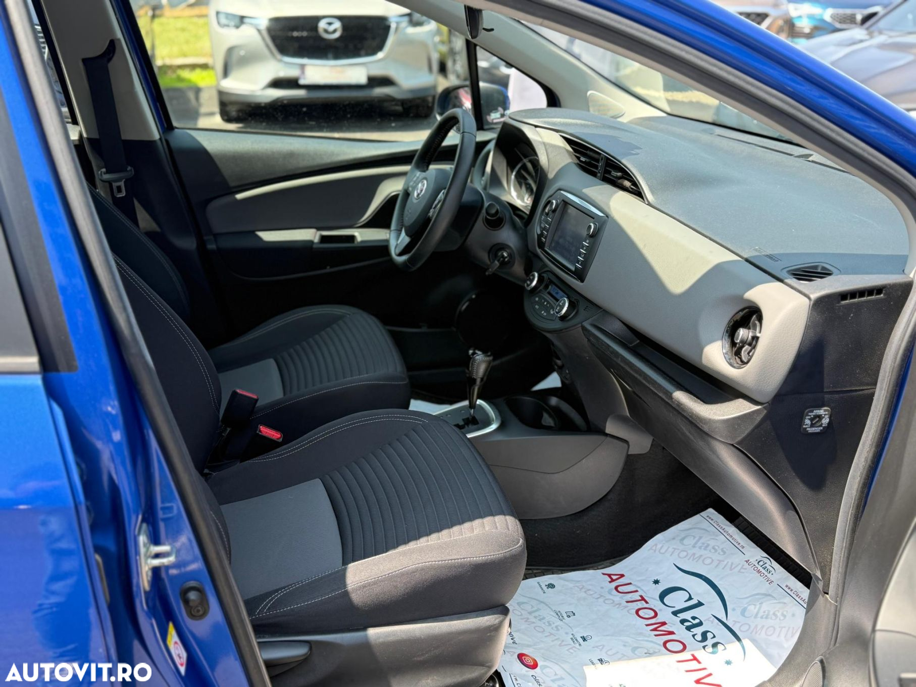 Toyota Yaris - 11