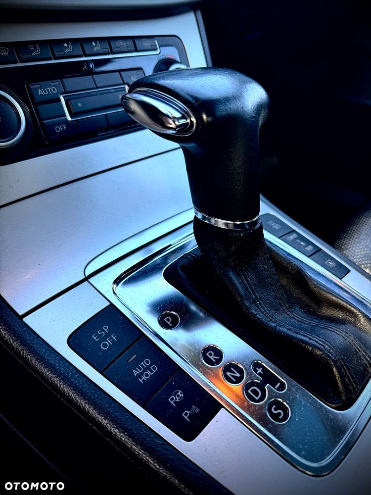 Volkswagen Passat 2.0 Turbo FSI Automatik Comfortline - 13