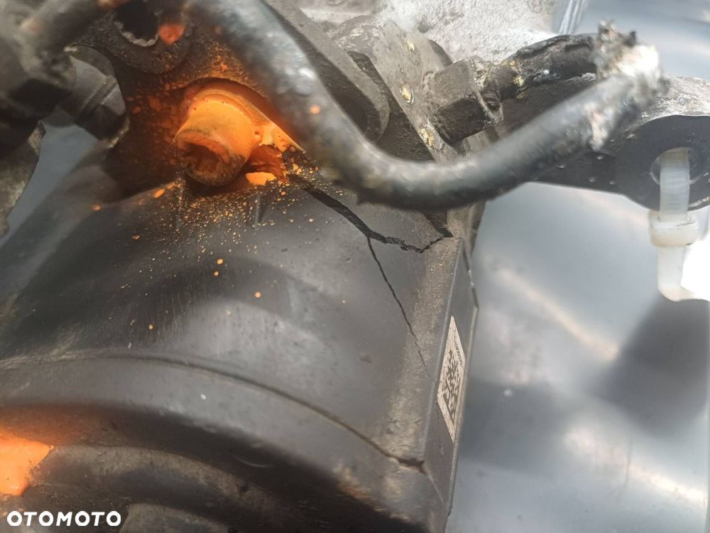 ZACISK HAMULCOWY LEWY TYŁ VOLKSWAGEN PASSAT B6 - 6