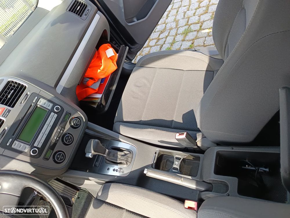 VW Golf 1.9 TDi Confortline DSG 7V - 44