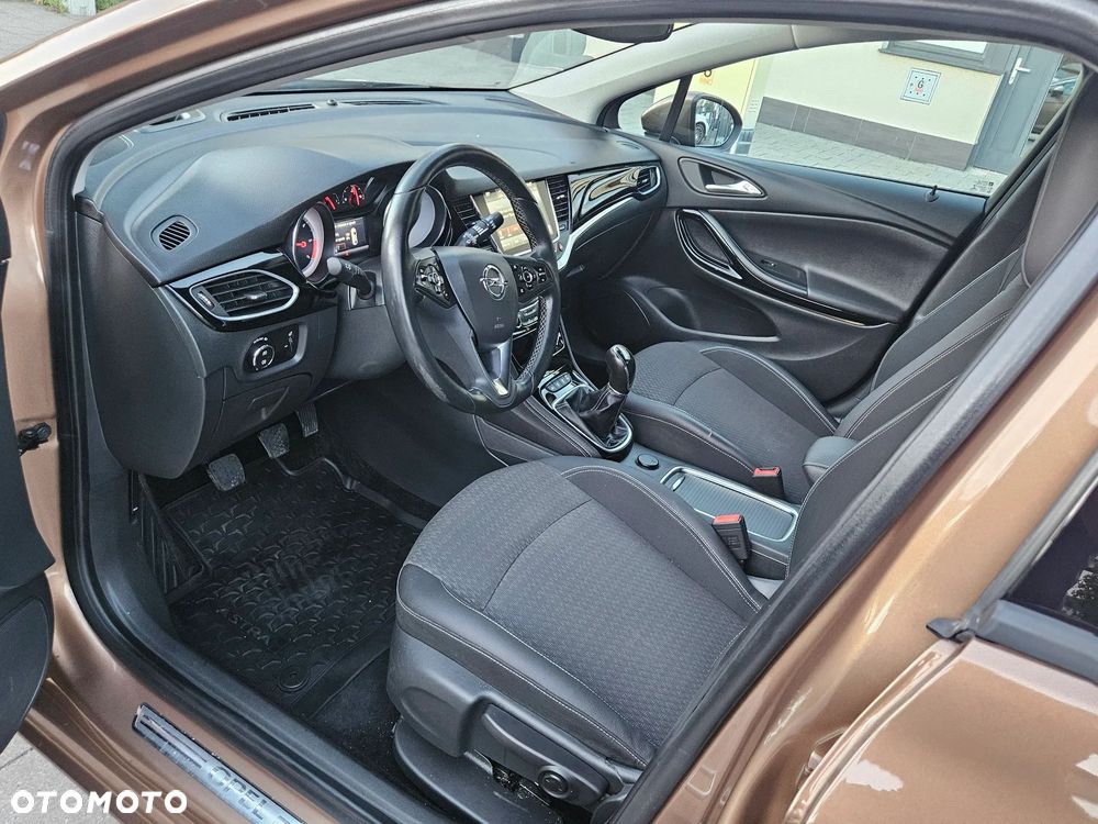 Opel Astra 1.6 BiTurbo D (CDTI) Start/Stop Innovation - 8