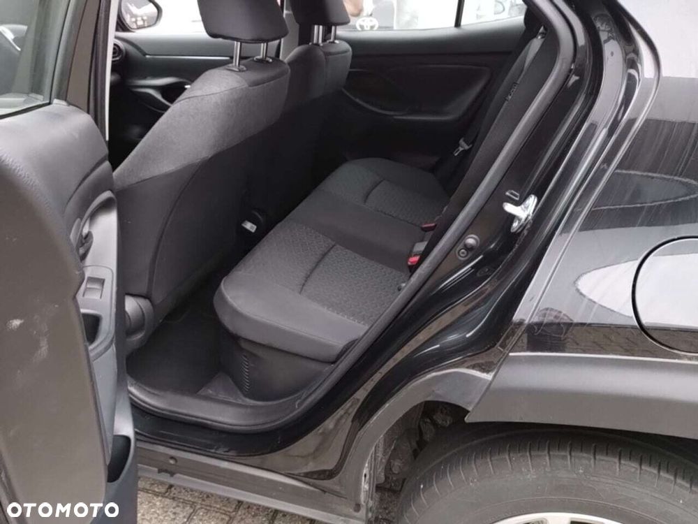 Toyota Yaris - 7