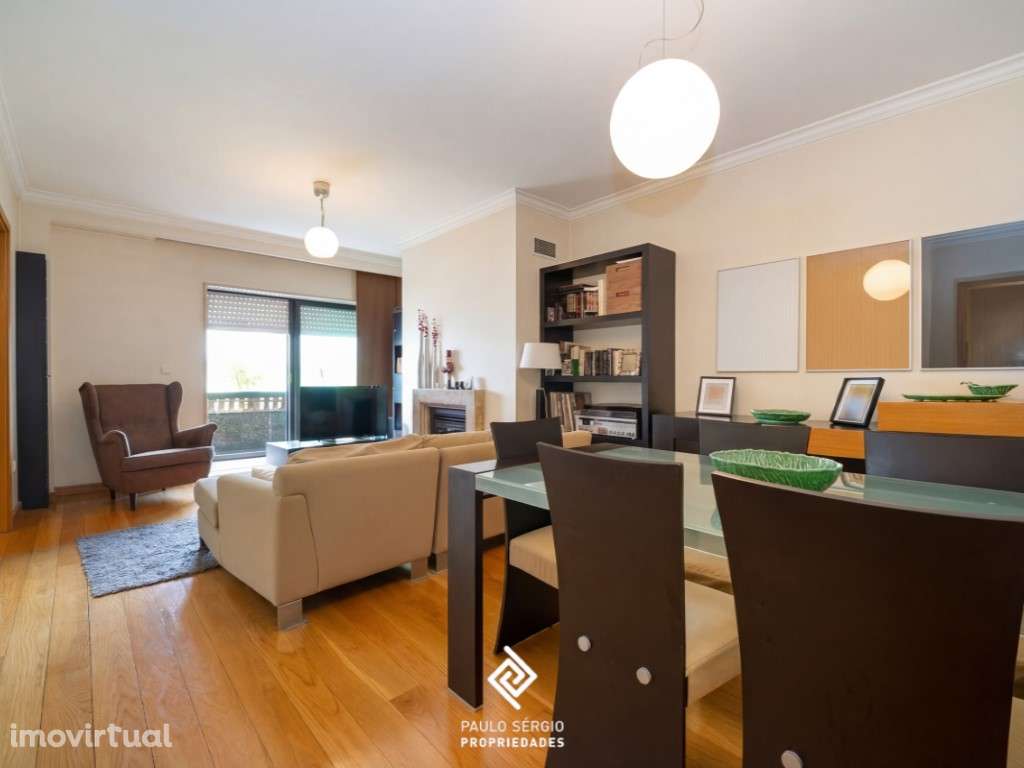 Apartamento T2 situado numa localização privilegiada na Avenida da ... - Grande imagem: 3/22