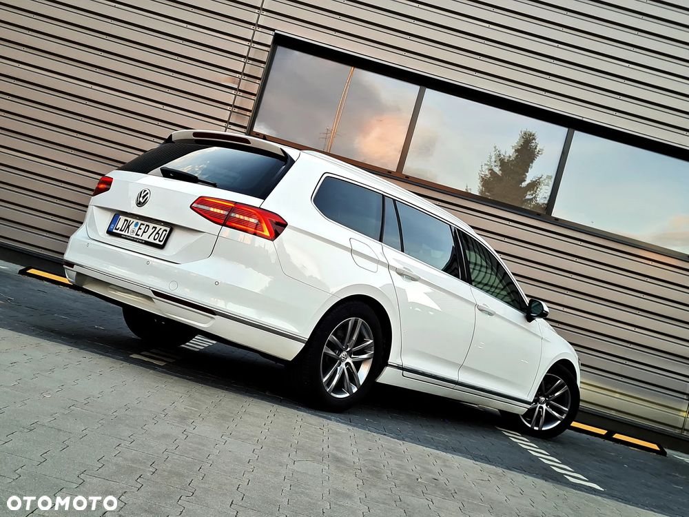 Volkswagen Passat Variant 2.0 TDI SCR DSG BlueMotion Highline - 6