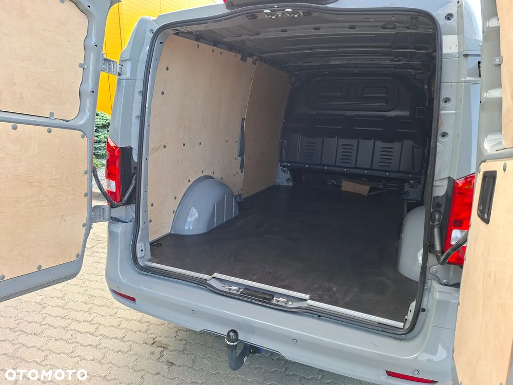 Mercedes-Benz Vito Furgon 119 4x4 Ekstradługi + Distronic - 7