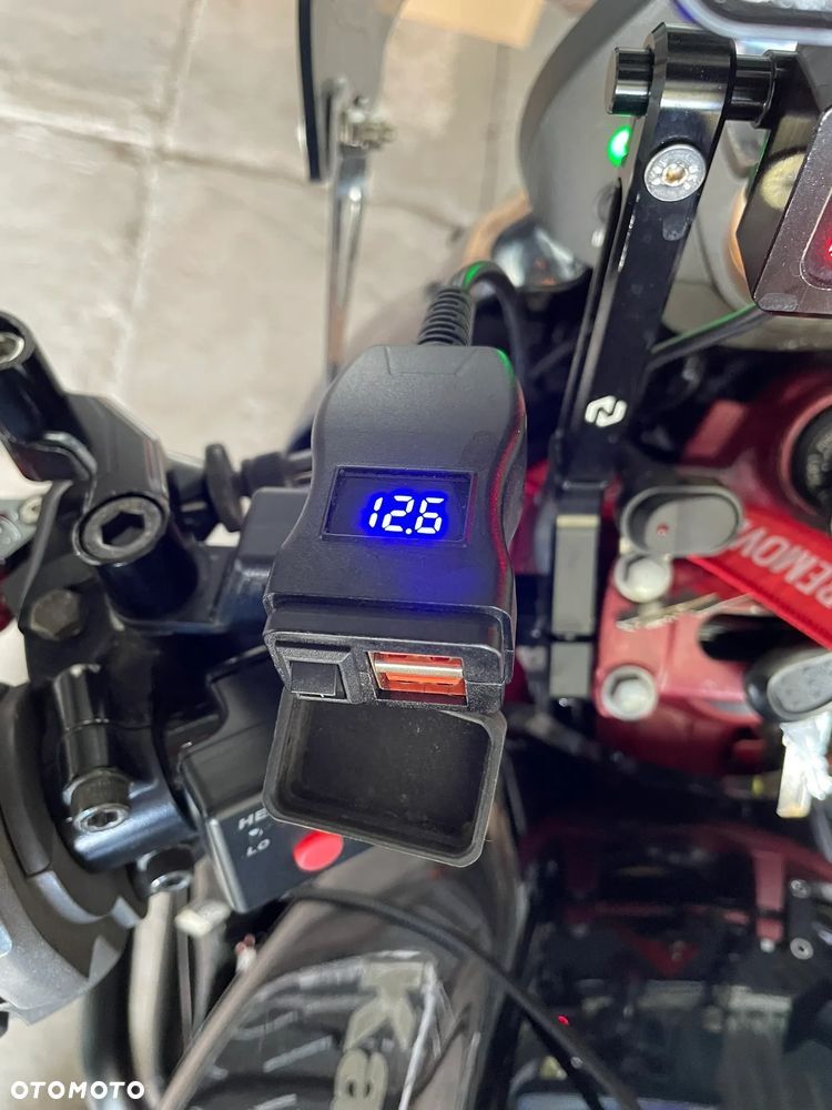 Kawasaki ER - 32