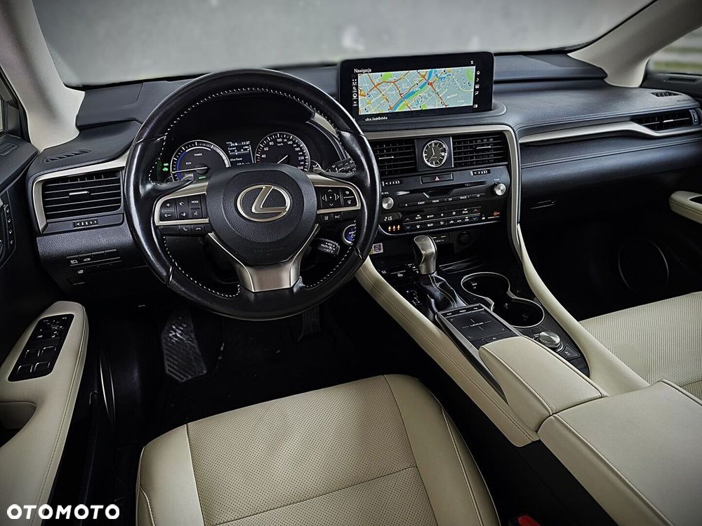 Lexus RX - 20