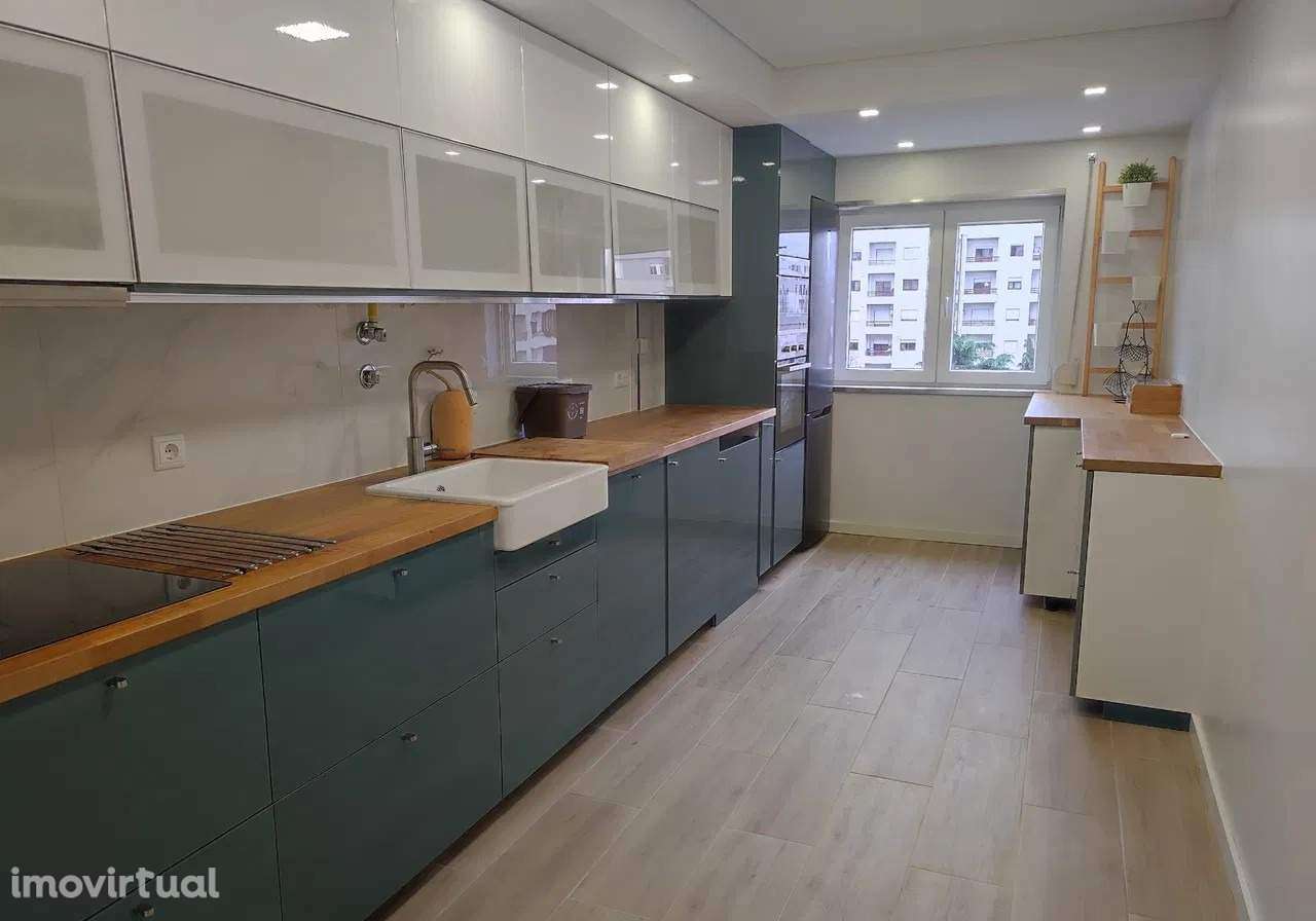 T3 Renovado e Mobilado no Centro de Braga para Arrendamento - Grande imagem: 4/15