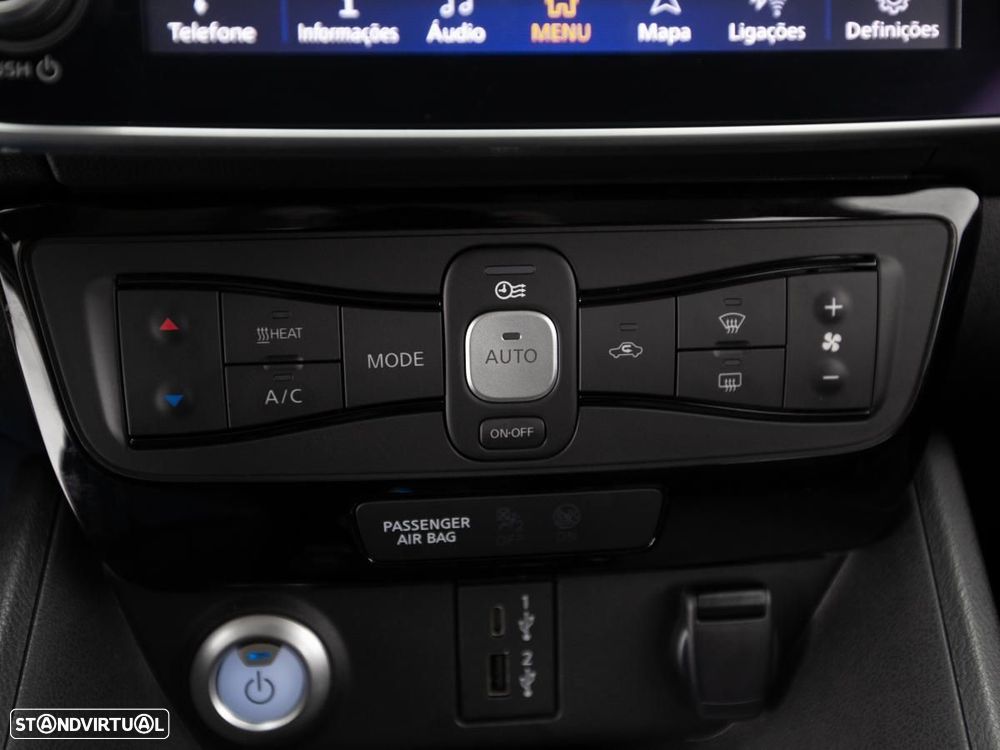 Nissan Leaf N-Connecta - 16