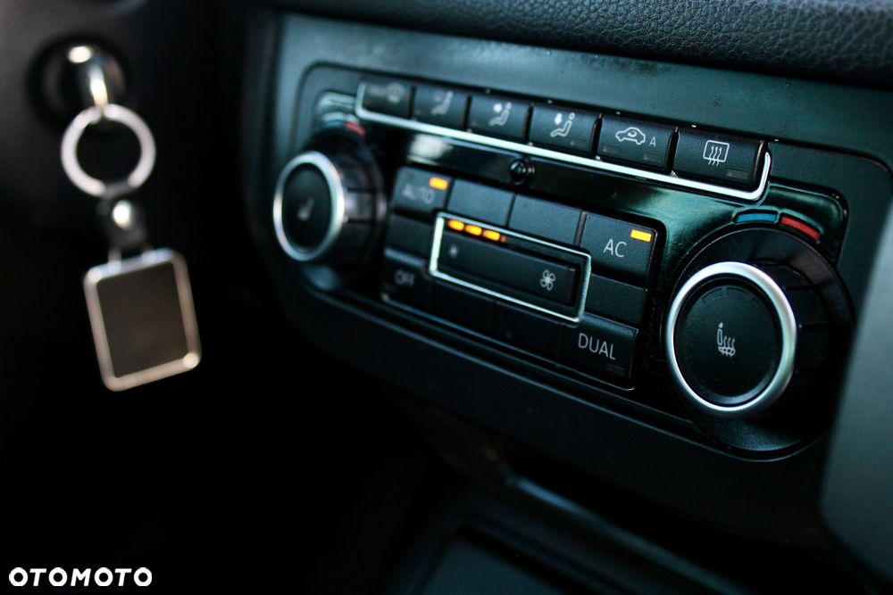 Volkswagen Tiguan - 19