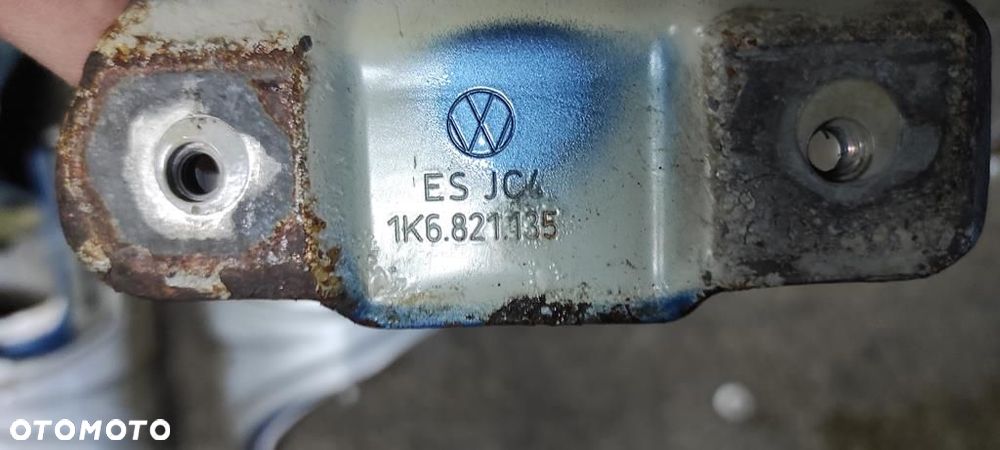 Wspornik Mocowanie Błotnika VW GOLF V PRAWE LEWE - 3