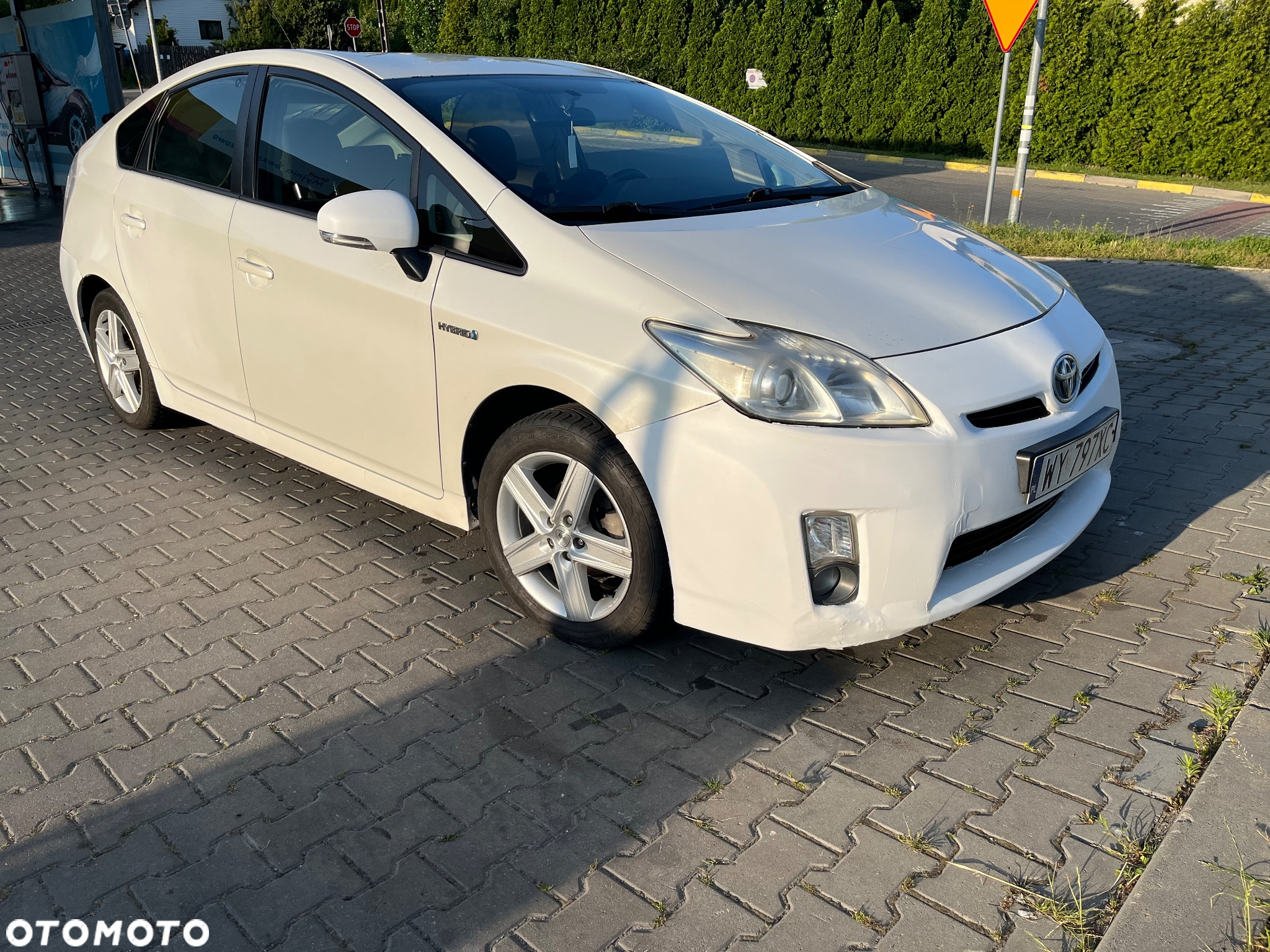 Toyota Prius (Hybrid) Comfort - 18