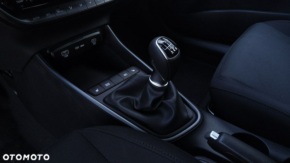 Hyundai i20 - 14