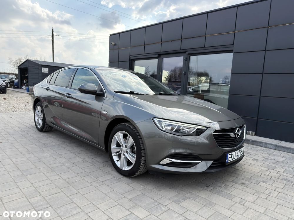 Opel Insignia 1.5 T Exclusive S&S - 11