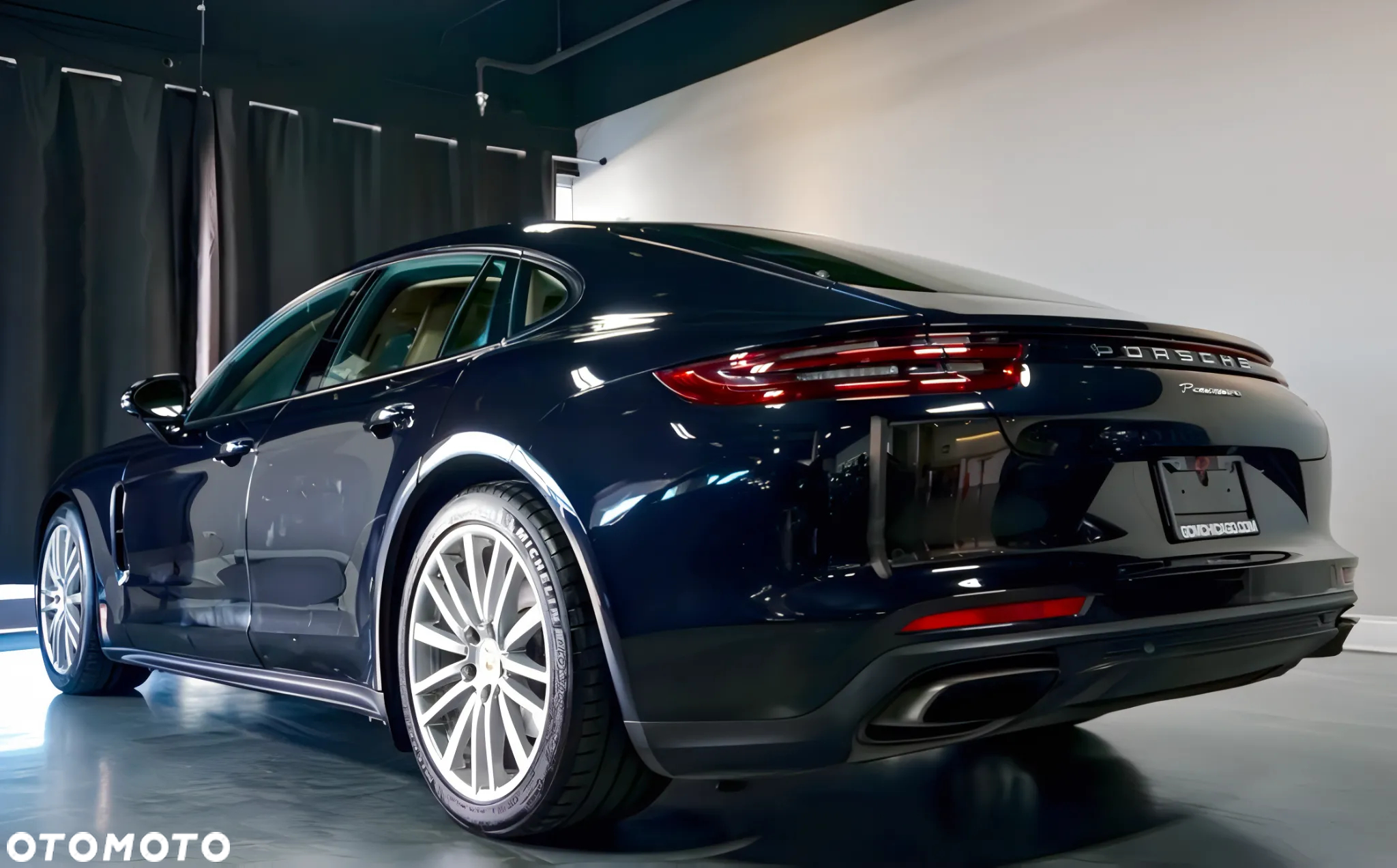 Porsche Panamera 4 Executive - 4
