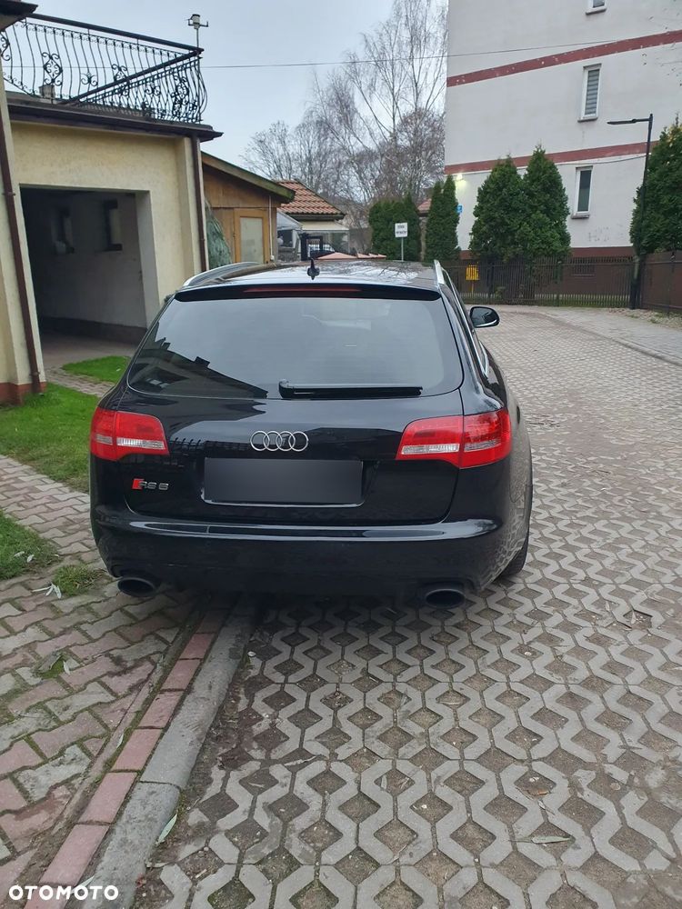 Audi RS6 Avant - 9