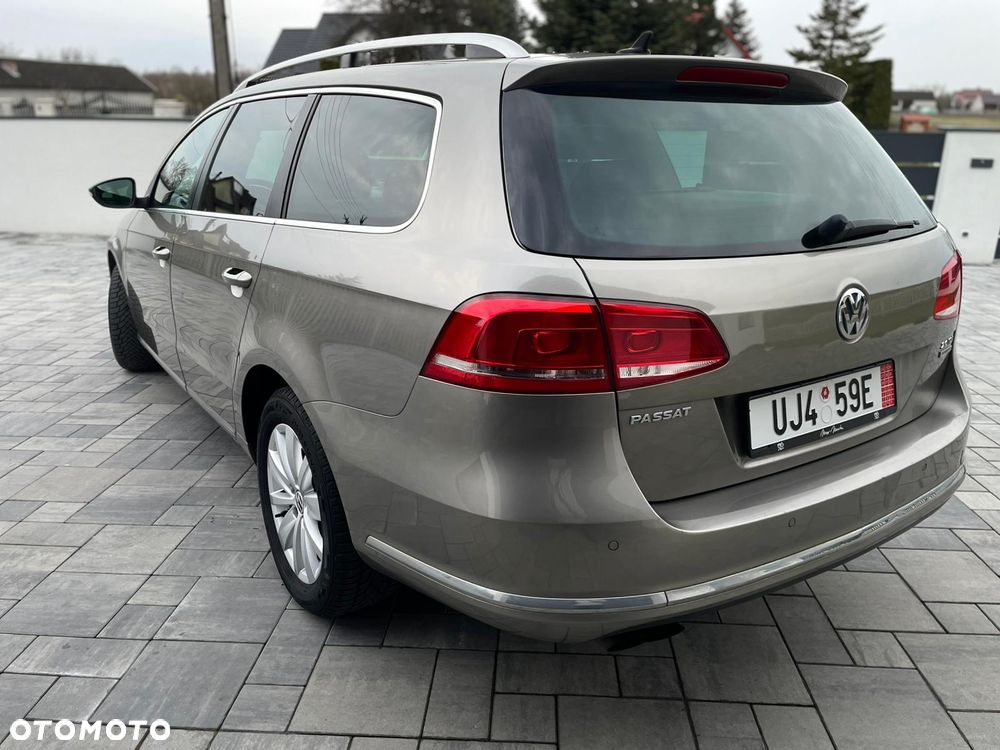 Volkswagen Passat 2.0 TDI BlueMotion Technology Highline - 11