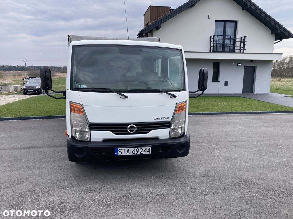 Nissan CABSTAR - 4