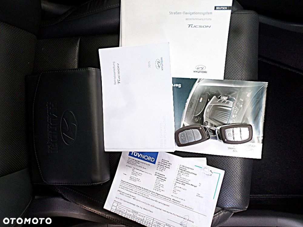 Hyundai Tucson 1.6 GDI BlueDrive Style 2WD - 38