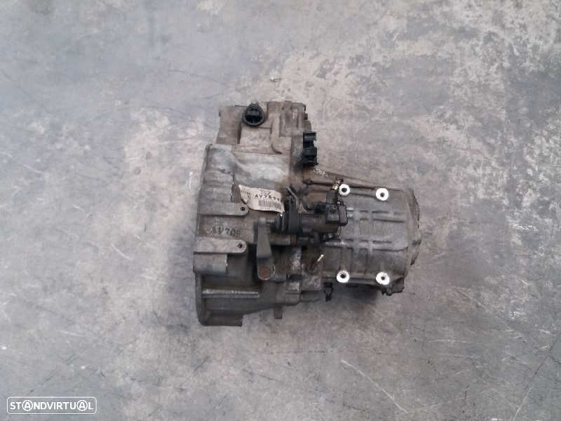 CAIXA VELOCIDADES NISSAN PRIMERA 2003 - 1