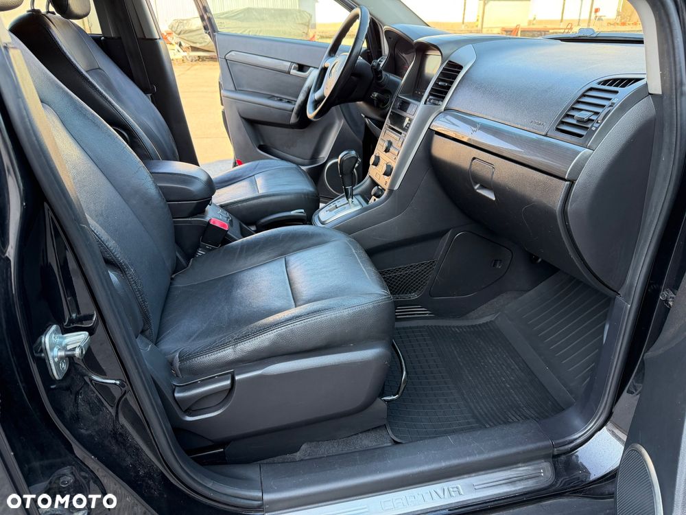 Chevrolet Captiva 2.0 4WD 7 Sitzer Automatik LT Exclusive - 15
