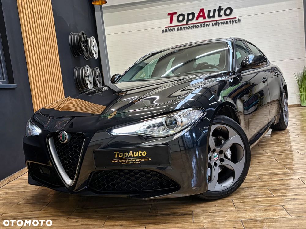 Alfa Romeo Giulia - 14