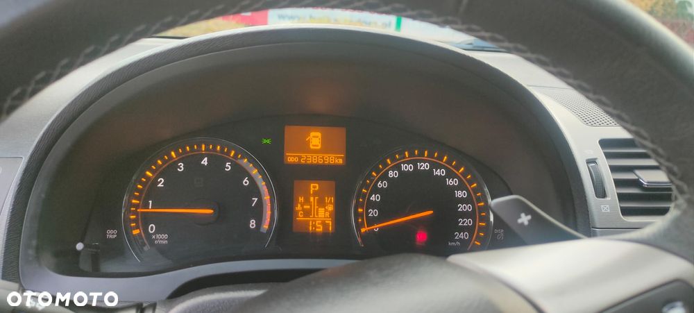 Toyota Avensis 1.8 Multidrive Edition - 10