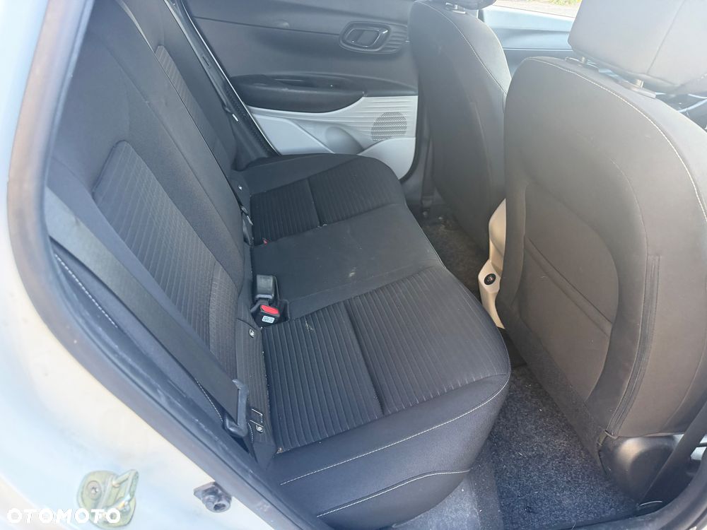 Hyundai i20 - 22