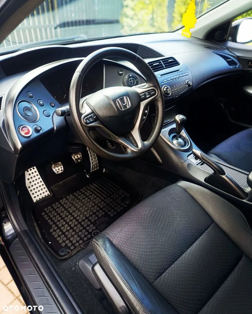 Honda Civic 1.4 i-VTEC Elegance - 10