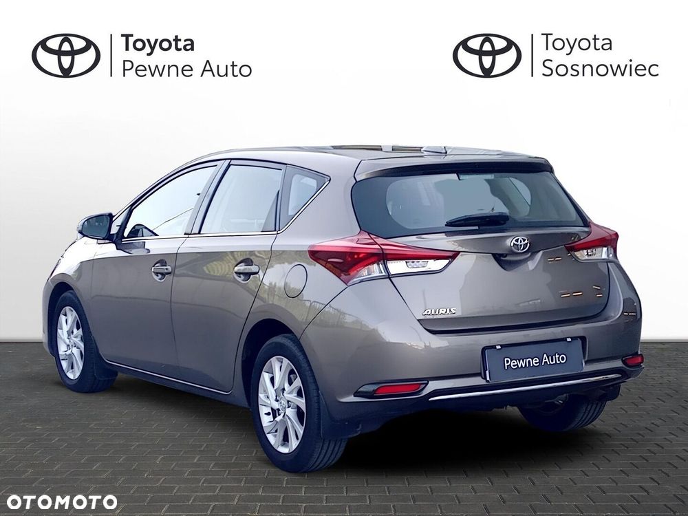 Toyota Auris - 4