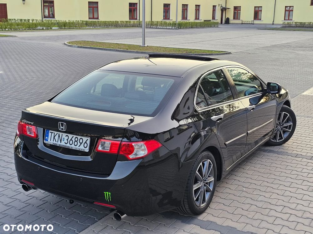 Honda Accord 2.4 Executive - 11