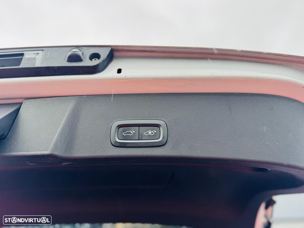 Volvo XC 40 T5 Recharge DKG RDesign - 17