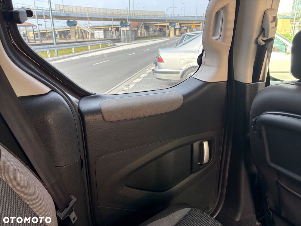 Peugeot Partner - 29