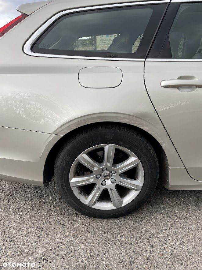 Volvo V90 D3 AWD Momentum Pro - 16