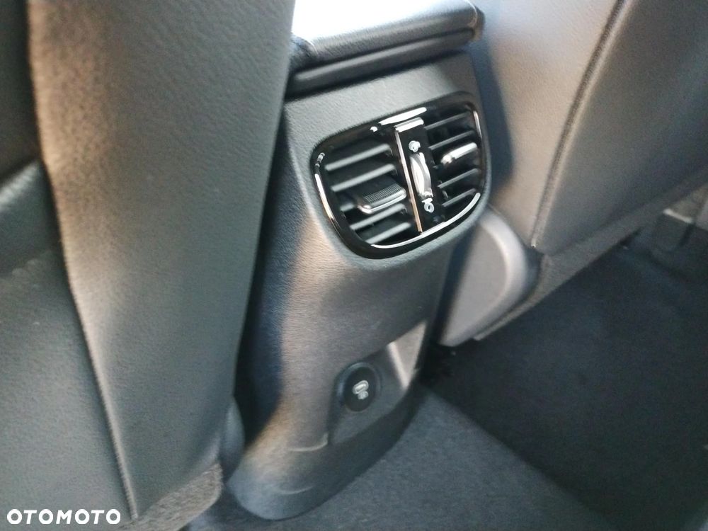 Kia Ceed 1.5 T-GDI Tribute - 23