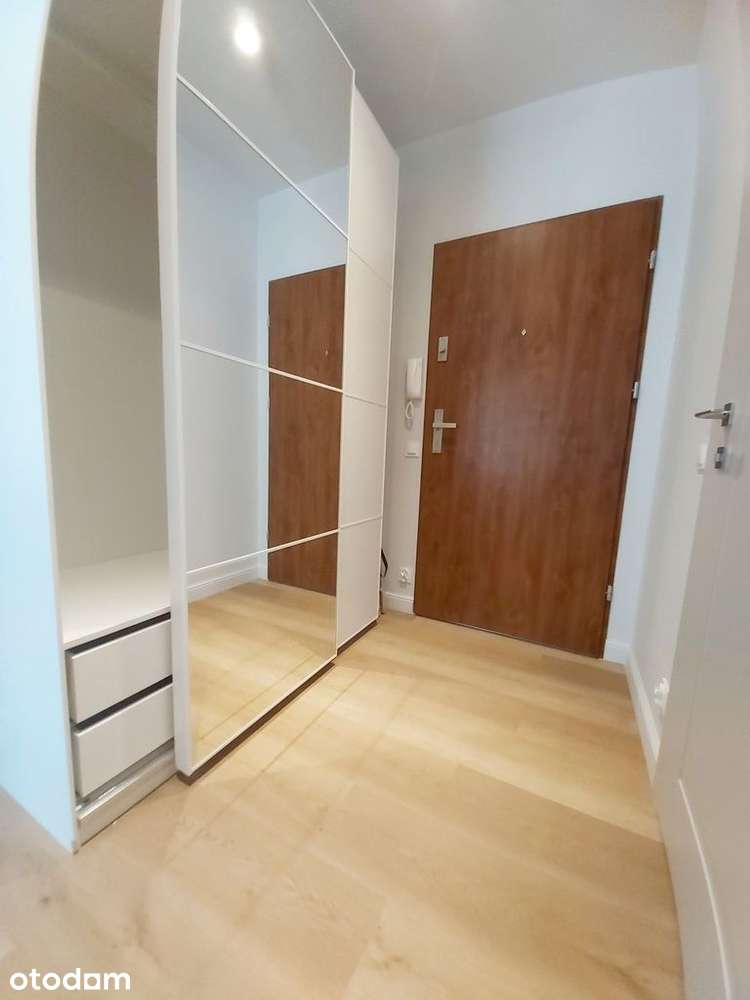 Komfortowy apartament z balkonem i garażem