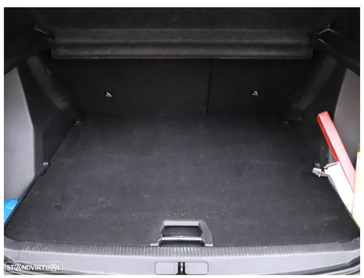 Peugeot 2008 1.2 PureTech Allure - 12