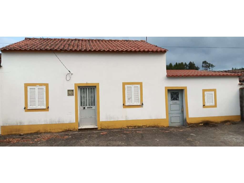 Magnífica Moradia T3+1 com Terreno de 2.340 m², Poços e Furo de Águ... - Grande imagem: 2/29