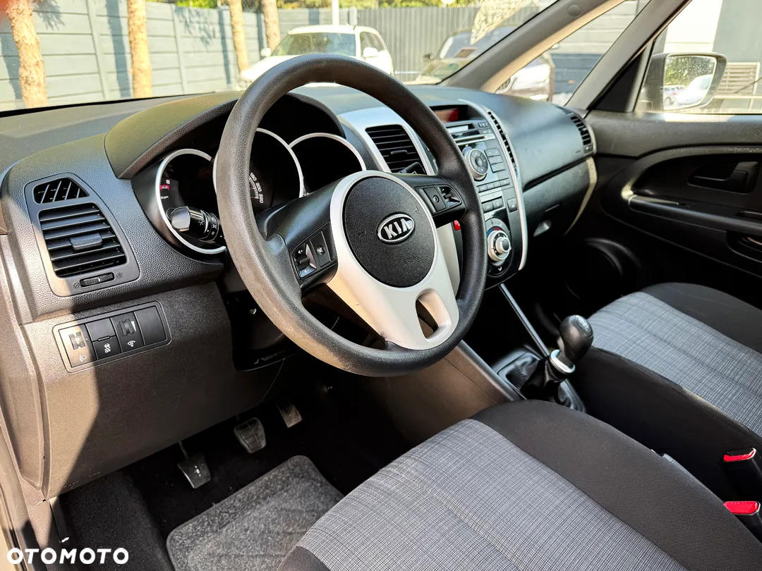 Kia Venga 1.4 CVVT Business Line - 29