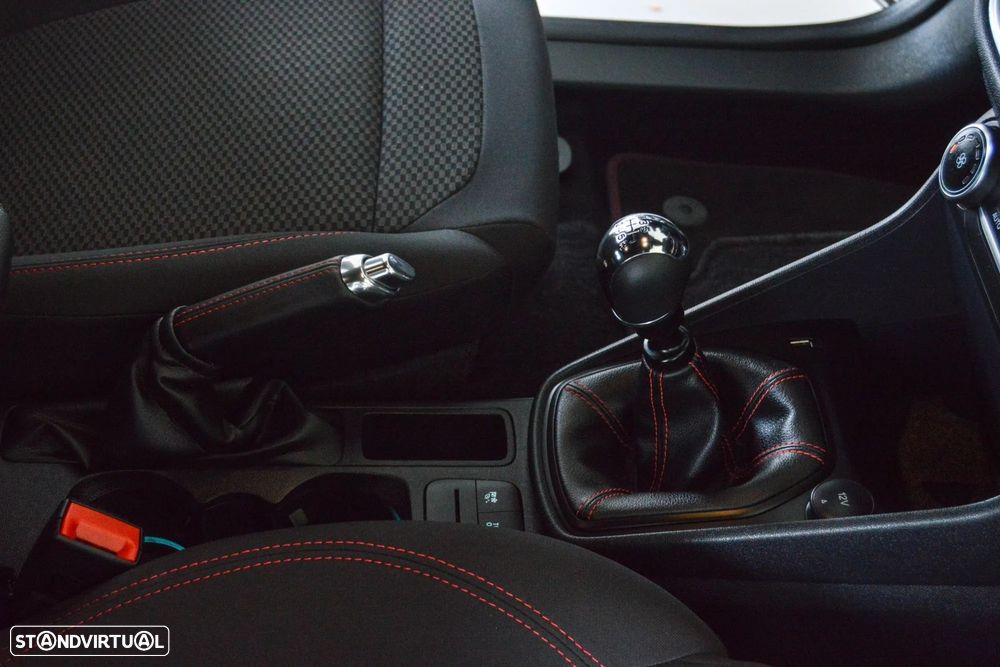 Ford Fiesta 1.0 EcoBoost ST-Line - 48