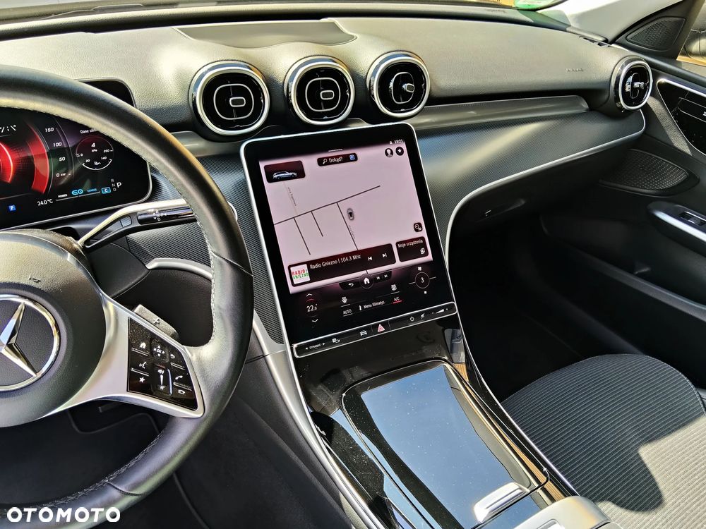 Mercedes-Benz Klasa C 220 d 4Matic 9G-TRONIC Avantgarde - 17