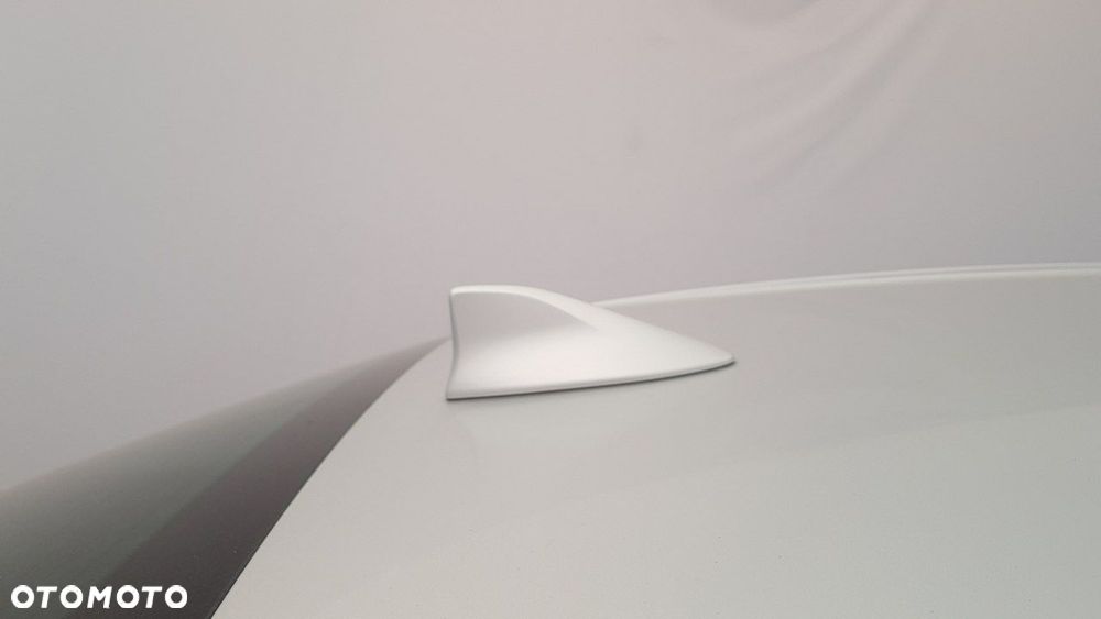 Toyota Camry - 13