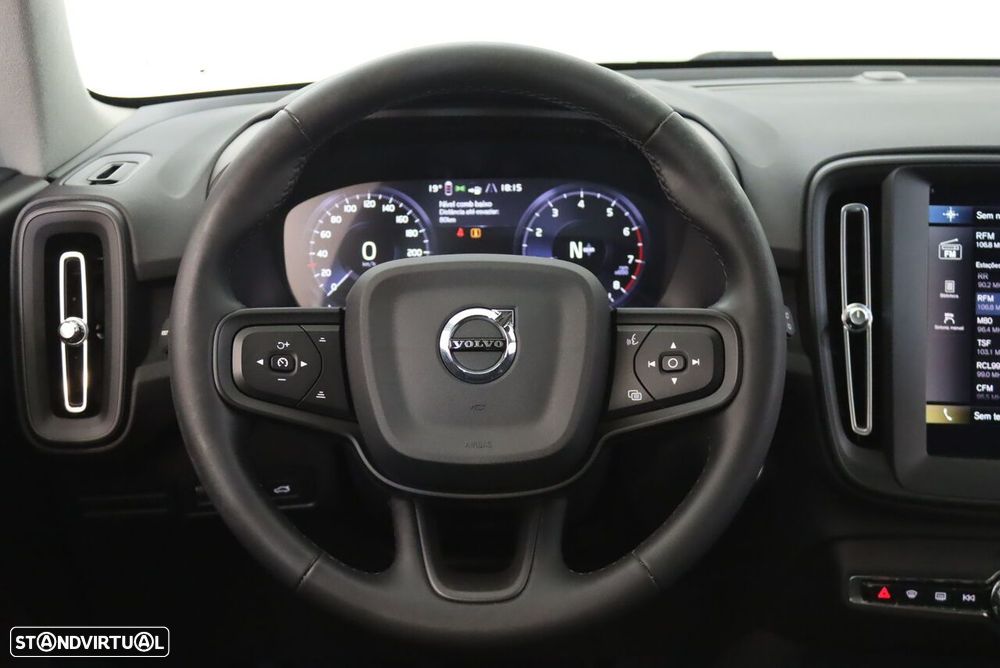 Volvo XC 40 1.5 T2 Momentum Core - 10