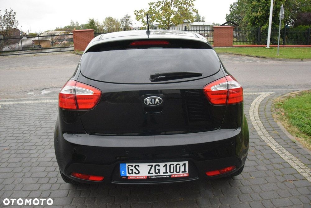 Kia Rio 1.2 Attract - 10