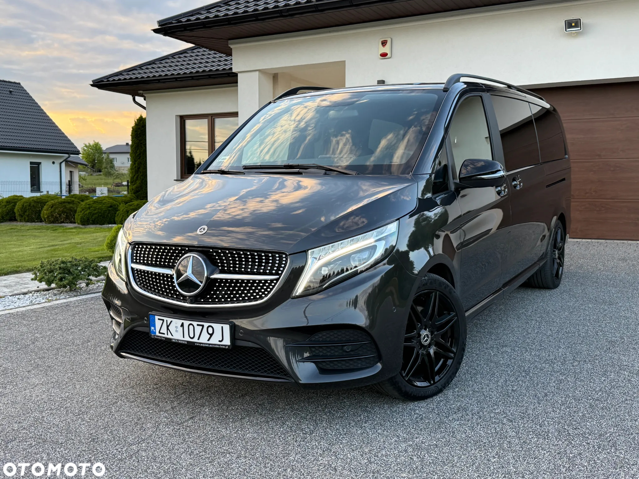 Mercedes-Benz Klasa V 300 d 4-Matic 9G-Tronic (ekstra d³) - 39