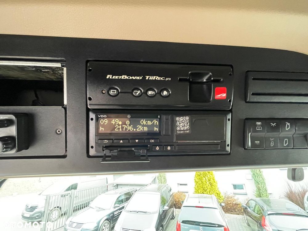 Mercedes-Benz ACTROS 1845 MP4 / EURO 6 / STANDARD - 25