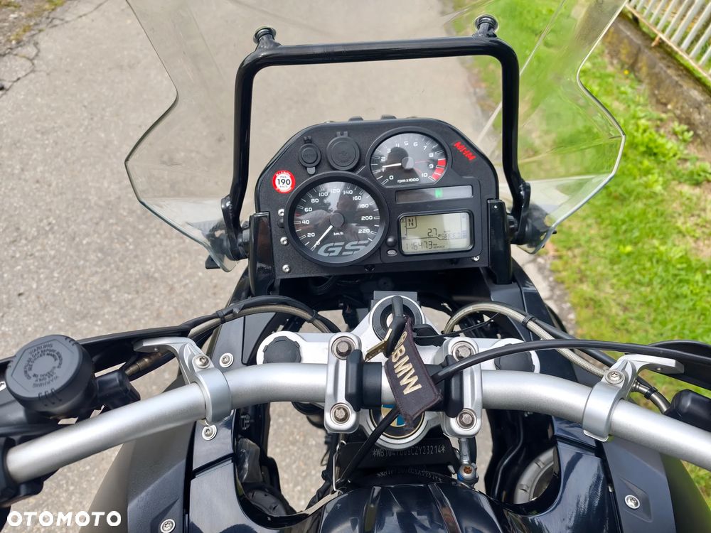 BMW R - 8