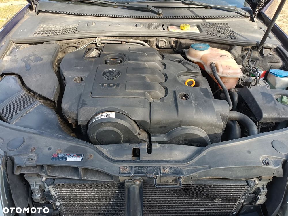 Skoda Superb 2.0 TDI DPF Ambiente - 17