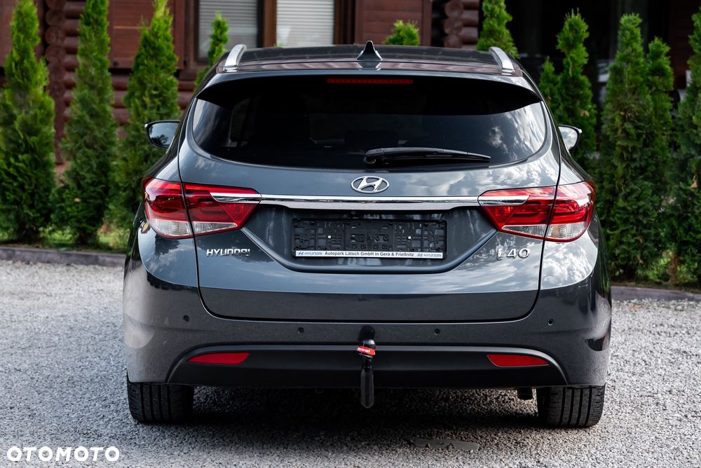 Hyundai i40 Kombi 1.7 CRDi DCT Premium - 11